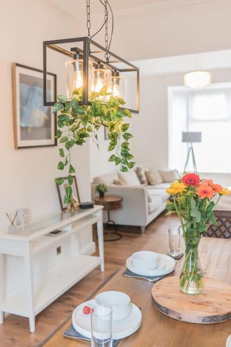 Vila Luxury Townhouse In Workington Exteriér fotografie